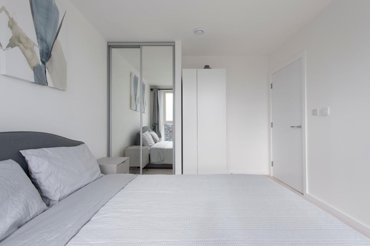 Apartamento Ac Luxe Penthouse With Free Parking Londres Exterior foto